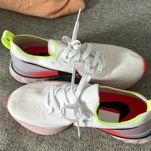 Women NIKE FlyKnit Sneakers